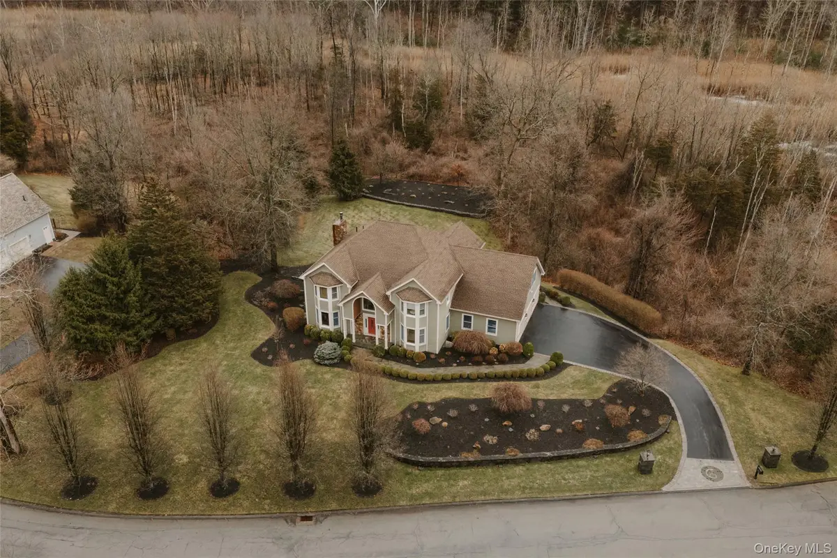 6 Nichris Lane, Staatsburg, NY 12580 - #1