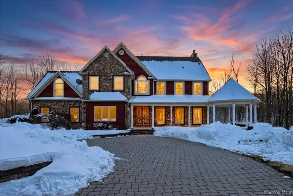 14 Stonewall Court, Warwick, NY 10990