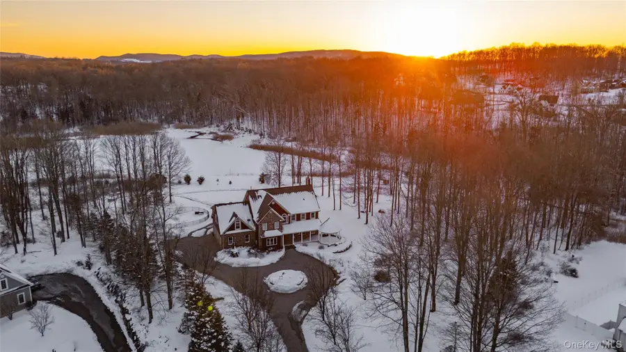 14 Stonewall Court, Warwick, NY 10990 - #3