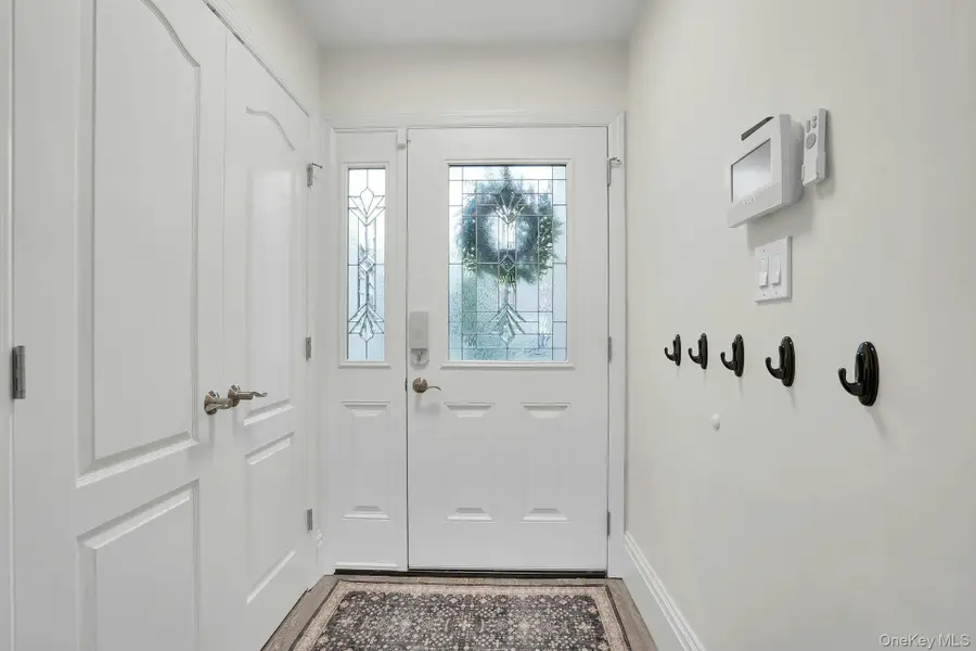 54 Estate Court #54, Woodbury, NY 11797 - #3