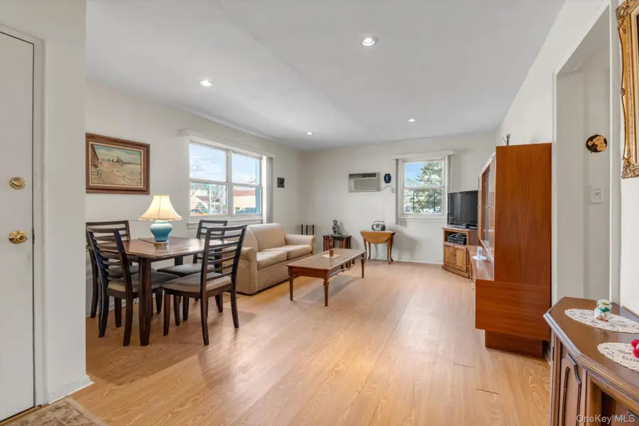 8105 268th Street #228A, New Hyde Park, NY 11040 - #3