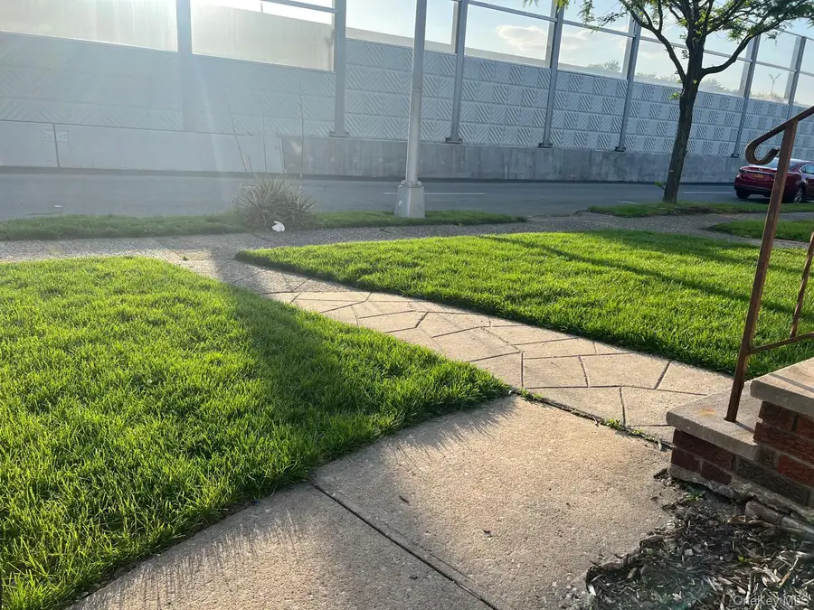 131-07 Van Wyck Expressway, Jamaica, NY 11436 - #2