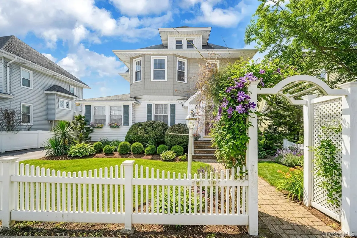 367 Vincent Avenue, Lynbrook, NY 11563 - #1