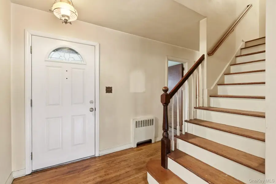 208 Weyford Terrace, Garden City, NY 11530 - #2