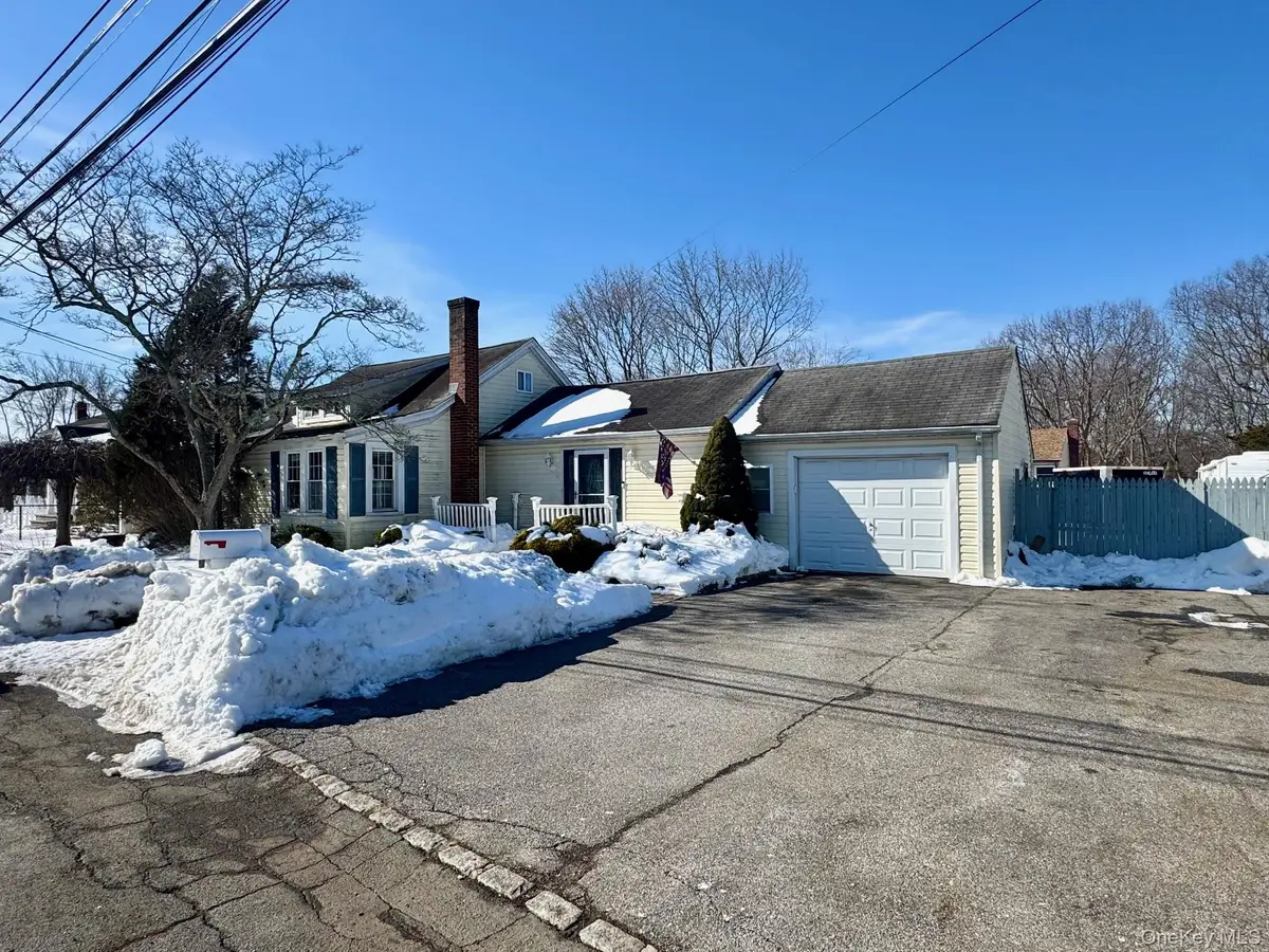 21 Cherry Street, East Northport, NY 11731 - #1