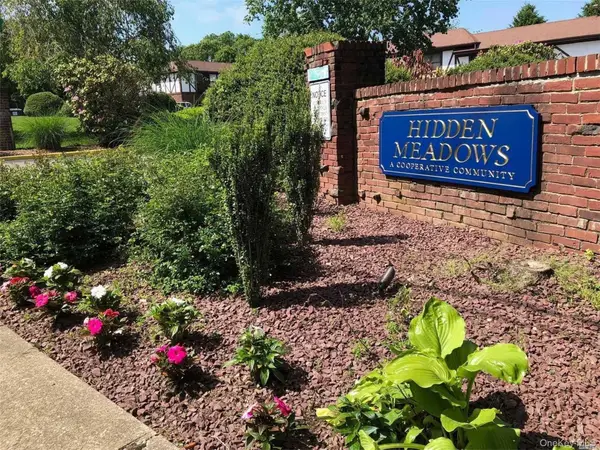 9 Bailey Court #9, Middle Island, NY 11953