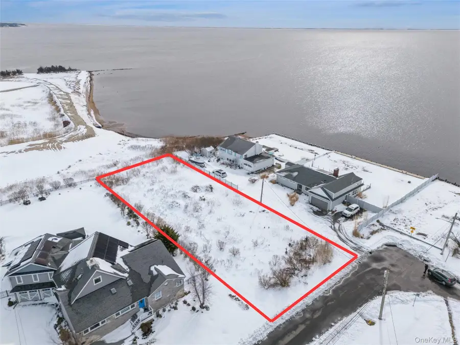 499 Grove Avenue, Patchogue, NY 11772 - #2