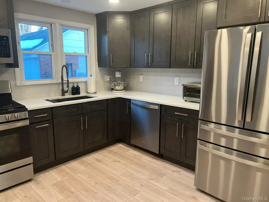 25 Wood Avenue, Patchogue, NY 11772 - #2