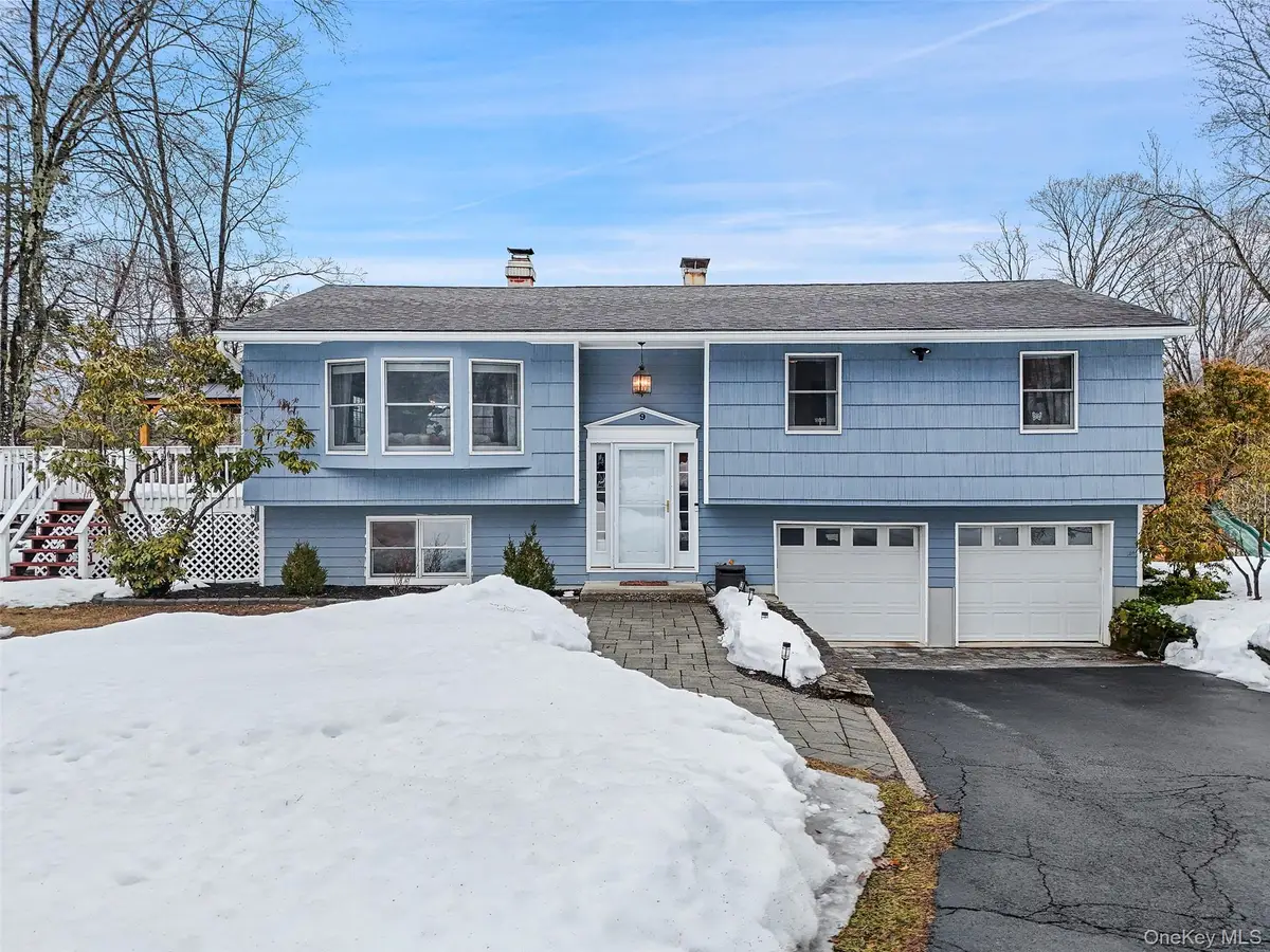 9 Mercury Court, Carmel, NY 10512 - #1