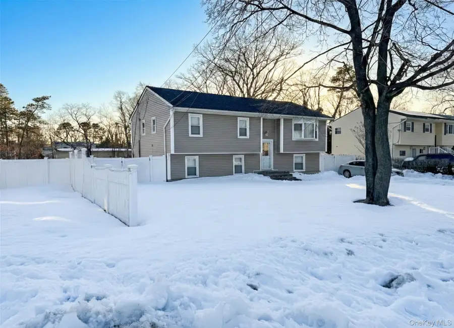 76 Woodland Avenue, Central Islip, NY 11722 - #2