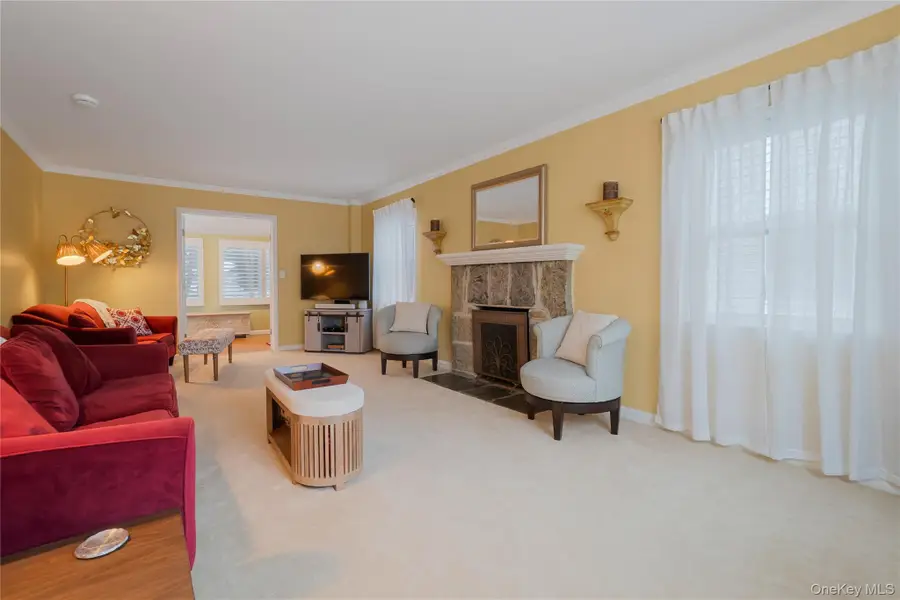 30 Gifford Avenue, Oceanside, NY 11572 - #3