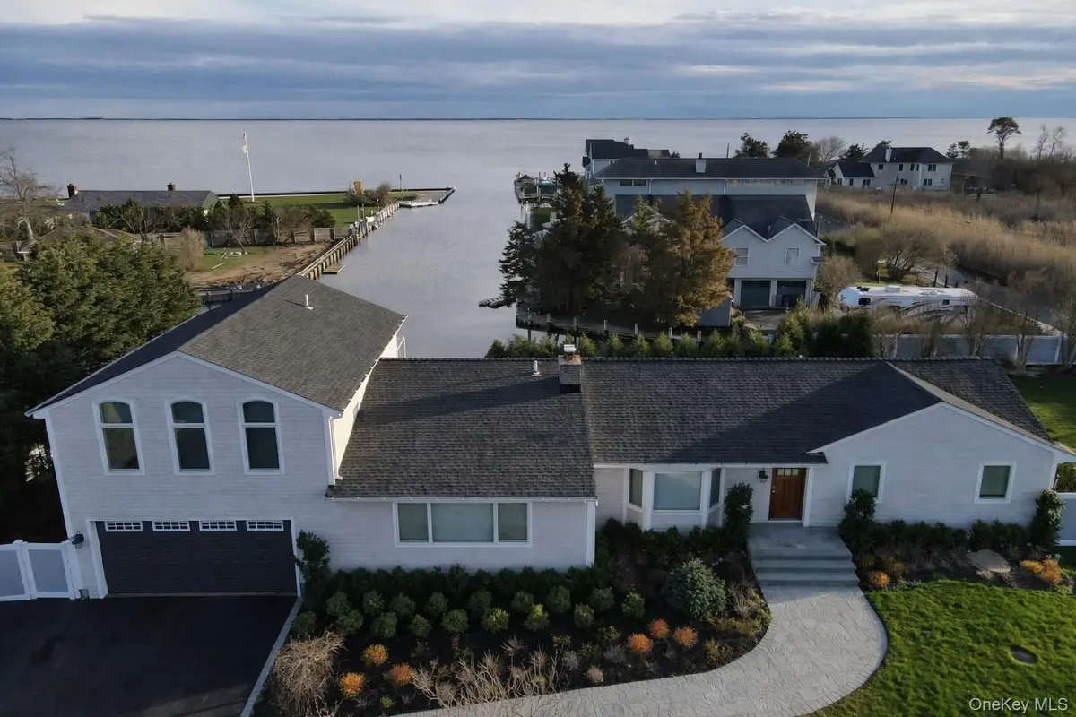 18 Matilda Court, Bayport, NY 11705 - #1