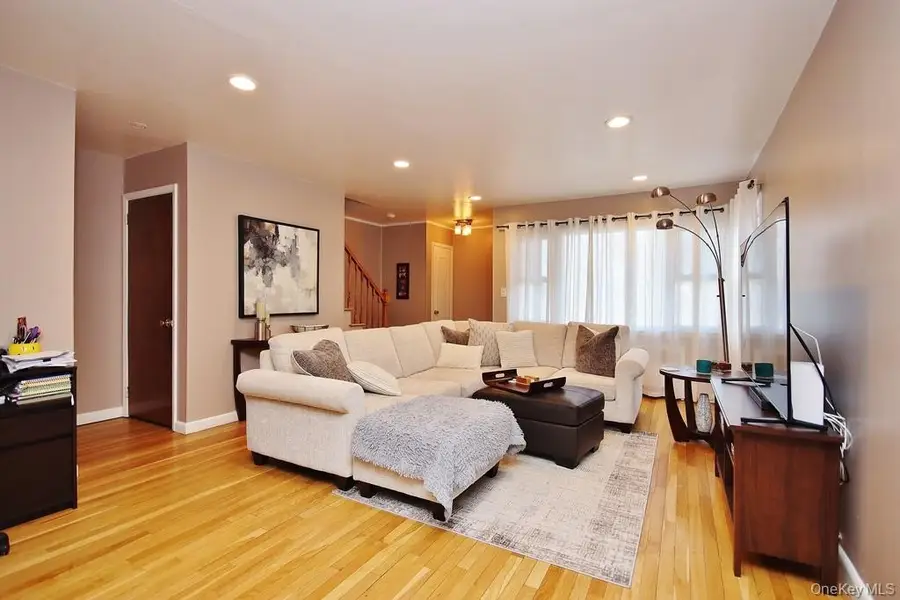 423 Parkview Avenue, Yonkers, NY 10710 - #2