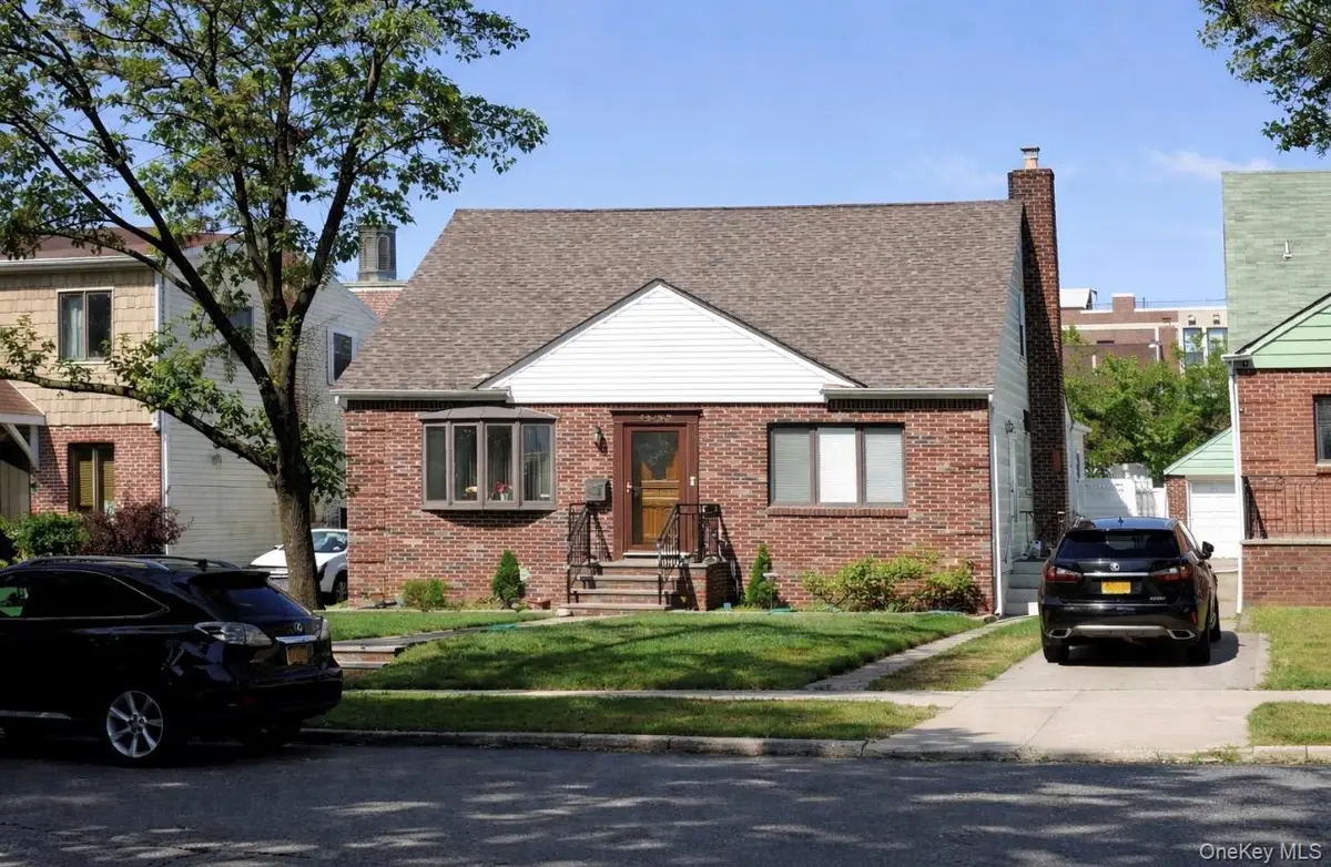 4552 196th Street, Flushing, NY 11358 - #1