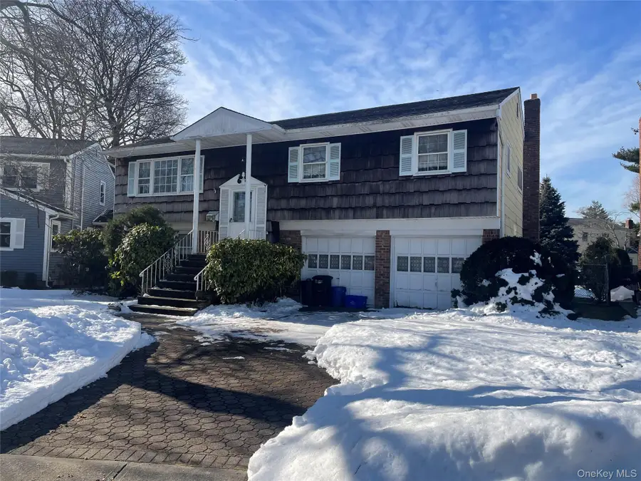 840 Robin Court, Baldwin, NY 11510 - #3