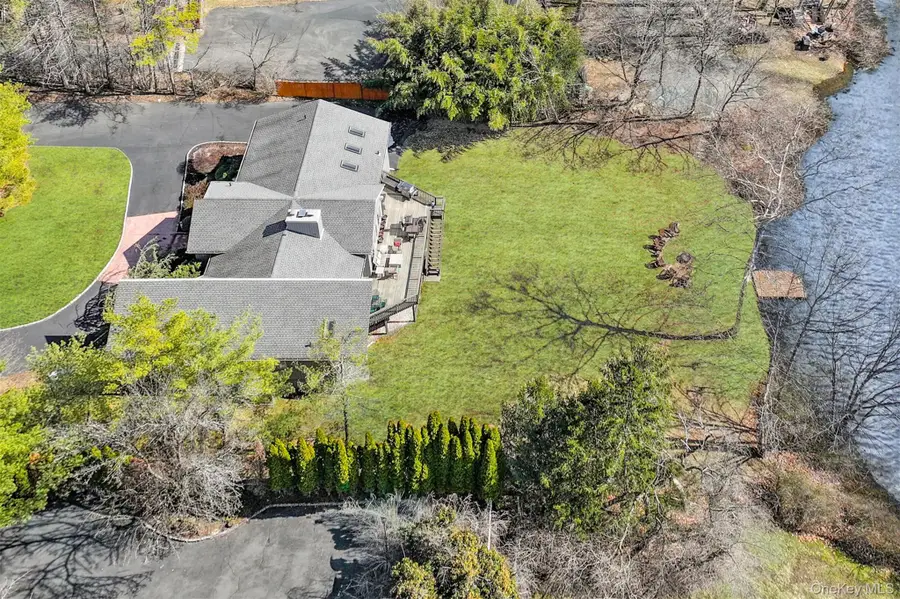 286 S Mountain Road, New City, NY 10956 - #2