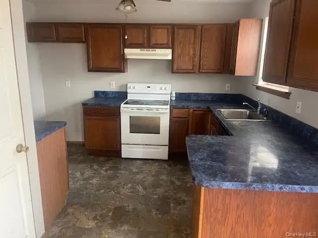 74 Alcolade Drive E, Shirley, NY 11967 - #2