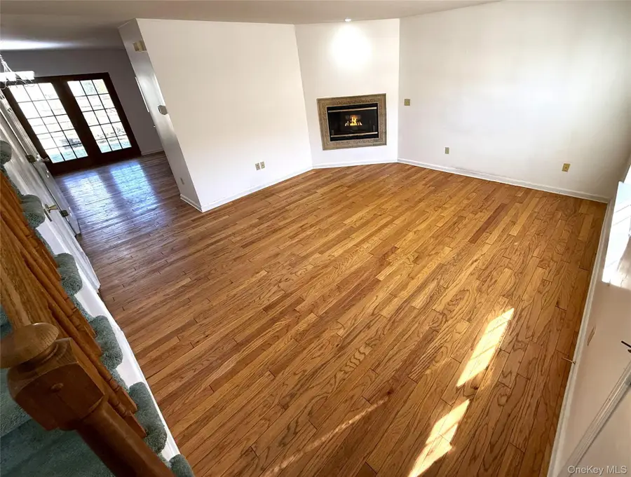 618 Crab Apple Lane, New Windsor, NY 12553 - #3