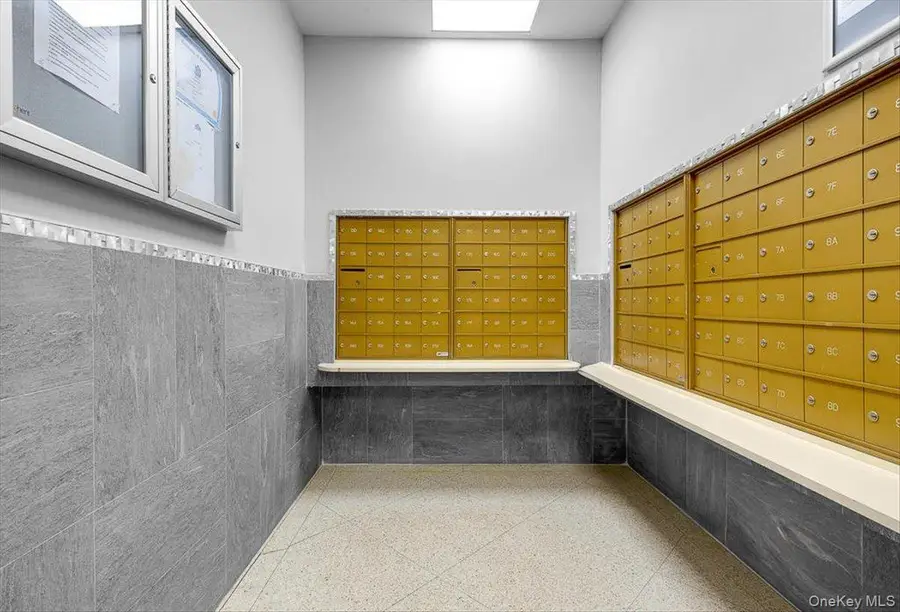 90-60 Union Turnpike #4F, Glendale, NY 11385 - #3