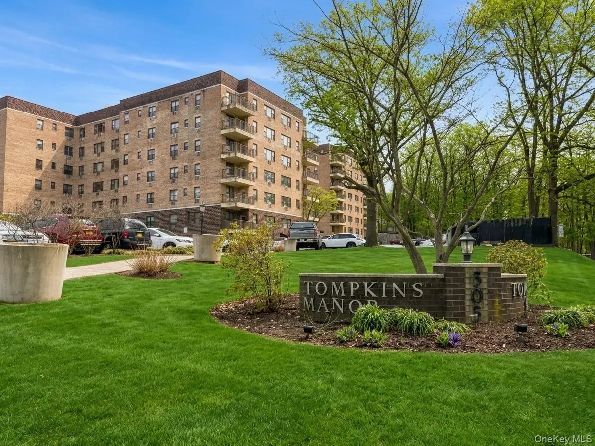 505 Central Avenue #618, White Plains, NY 10606 - #1