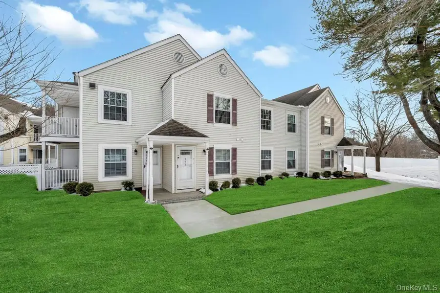 348 Artist Lake Drive, Middle Island, NY 11953 - #3