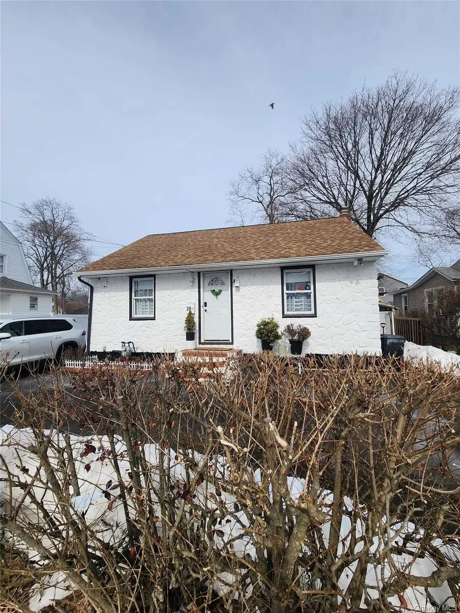 26 Smith Street, Amityville, NY 11701 - #2