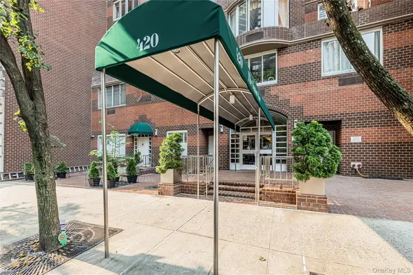 420 E 58th Street #11C, New York (Manhattan), NY 10022