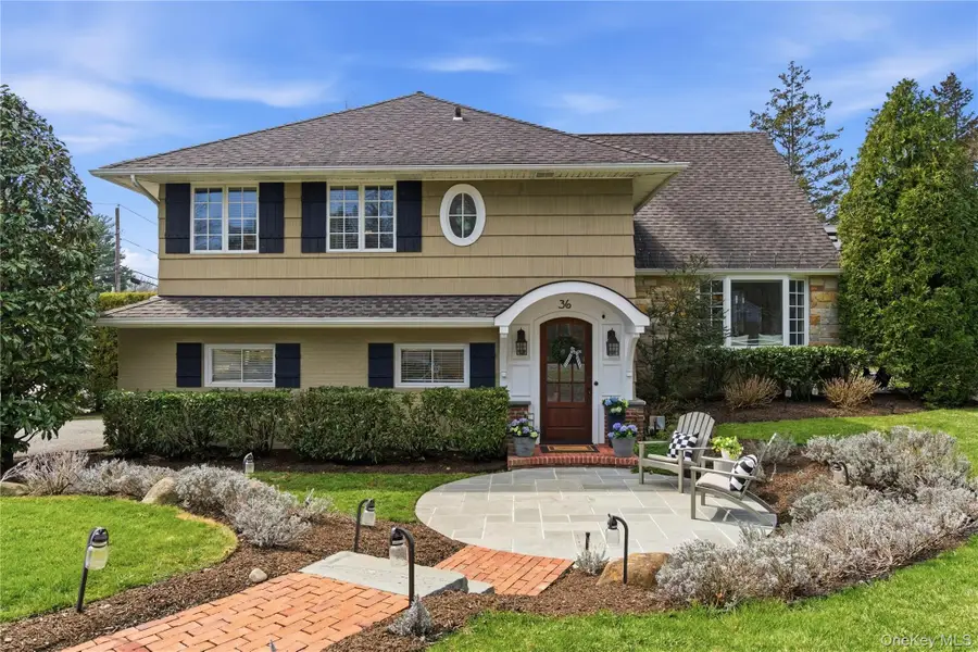 36 Bay Drive E, Huntington, NY 11743 - #2