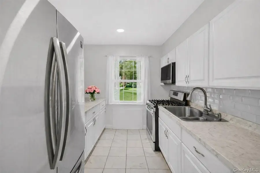 1 Fieldstone Drive #77, Hartsdale, NY 10530 - #3