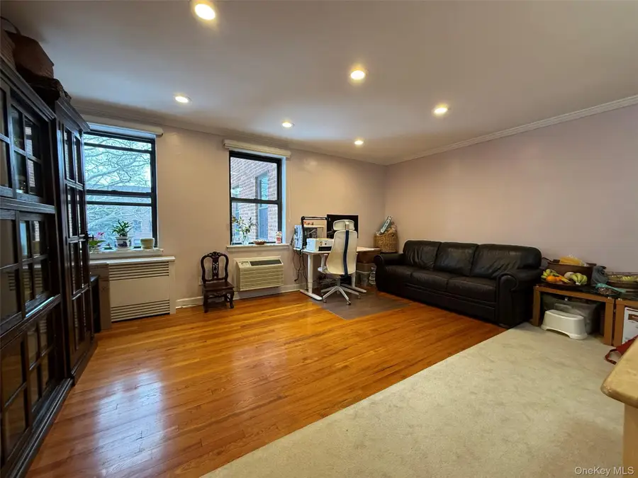 215-19 48th Avenue #2C, Oakland Gardens, NY 11364 - #3