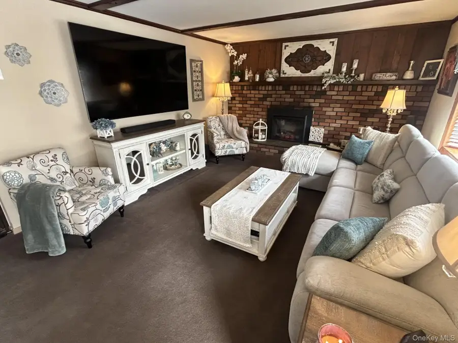 119 Jefferson Street, East Islip, NY 11730 - #3