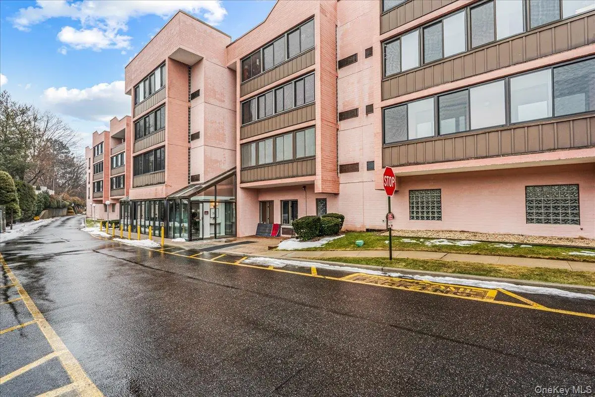 800 Willis Avenue #115, Albertson, NY 11507 - #1