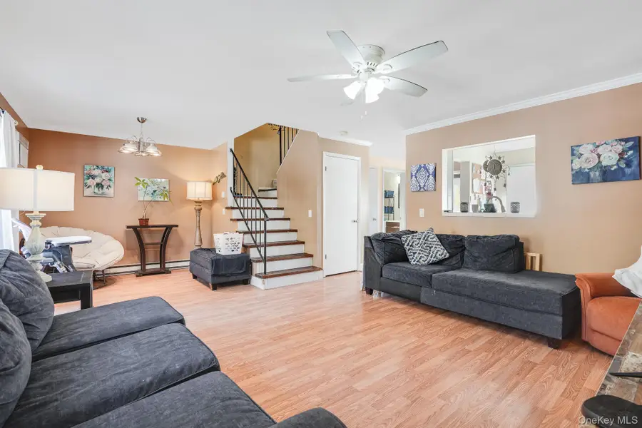 6203 Chelsea Cove N, Hopewell Junction, NY 12533 - #2