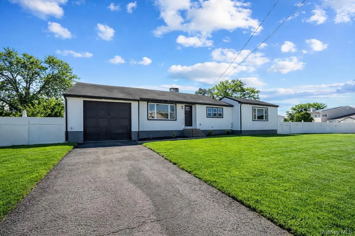 14 Morton Street, Brentwood, NY 11717 - #1