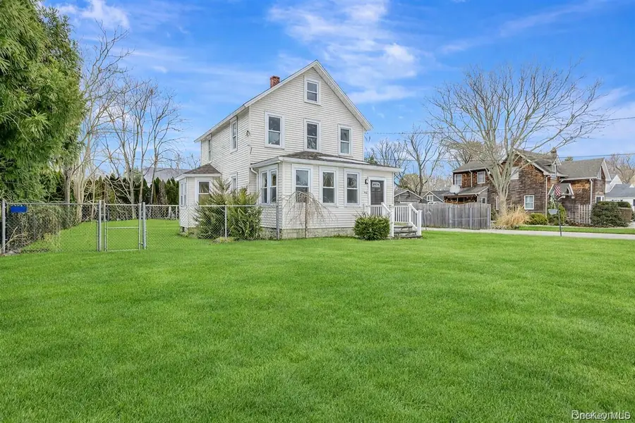 768 Old Medford Avenue, Medford, NY 11763 - #2