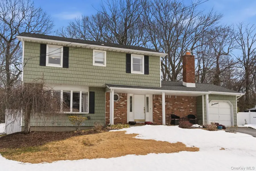 17 Soundway Drive, Rocky Point, NY 11778 - #3