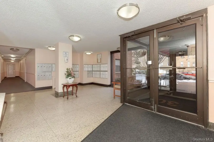 30 Fleetwood Avenue #5G, Mount Vernon, NY 10552 - #3