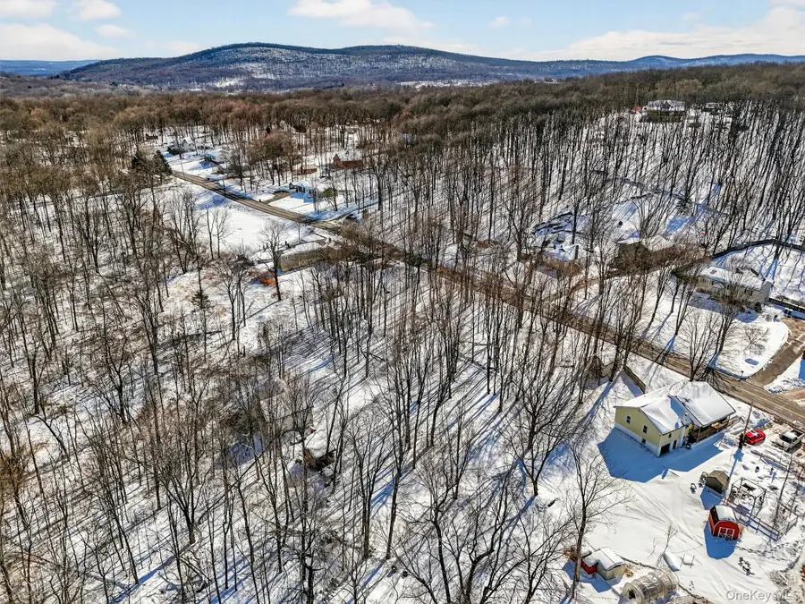 400 Crescent Avenue, Highland, NY 12528 - #3