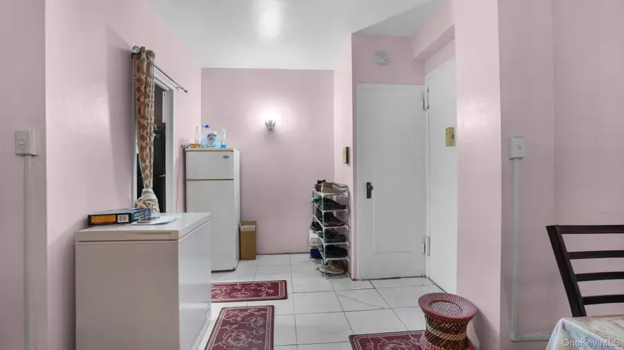 2049 Mcgraw Avenue #2C, Bronx, NY 10462 - #3