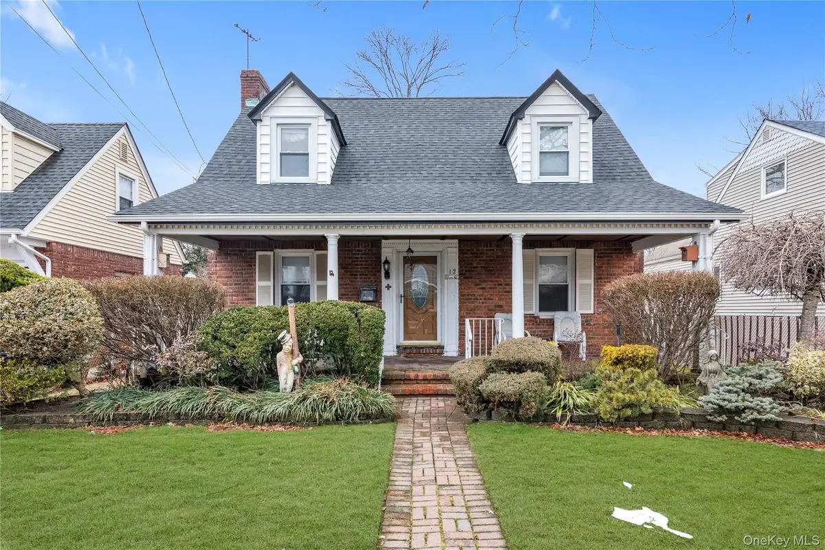 12 Alexine Avenue, East Rockaway, NY 11518 - #1