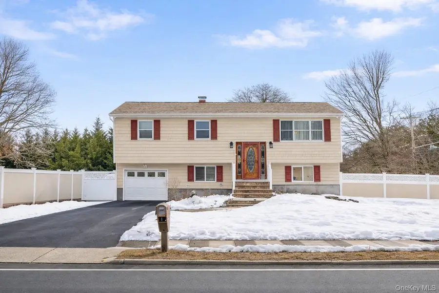 1682 Church Street, Holbrook, NY 11741 - #3