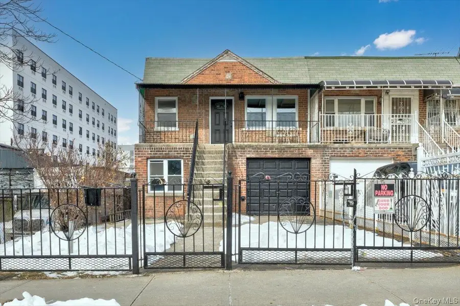 3523 Laconia Avenue, Bronx, NY 10469 - #2