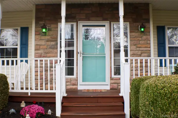 5 Juniper Way, Wappingers Falls, NY 12590