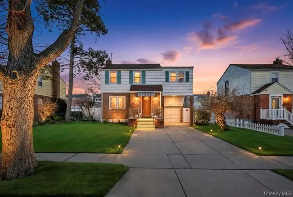 13 Crystal Street, Elmont, NY 11003