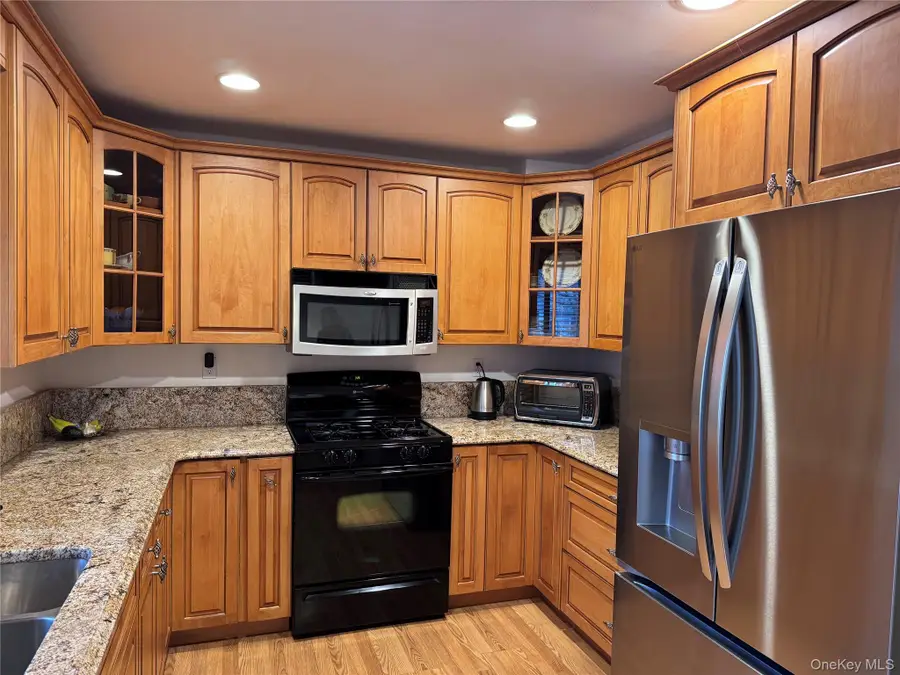 10 Evan Court, Nanuet, NY 10954 - #2