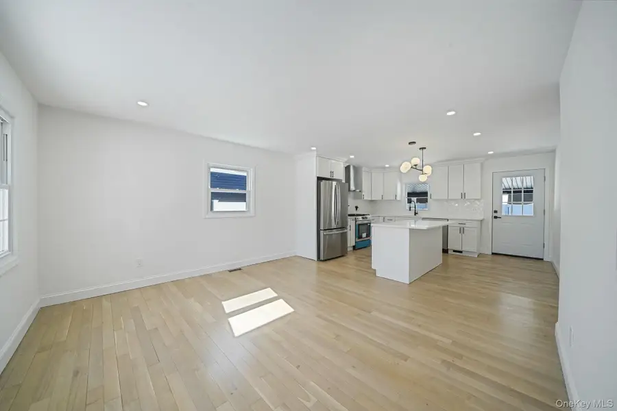 30 Jean Drive, North Babylon, NY 11703 - #2