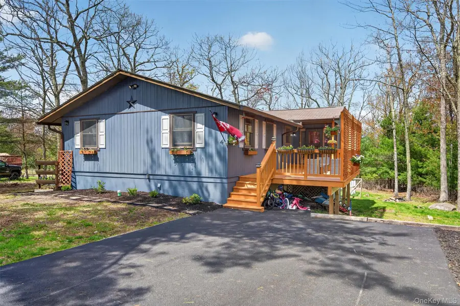 4 Picadilly Court, Rock Hill, NY 12775 - #3