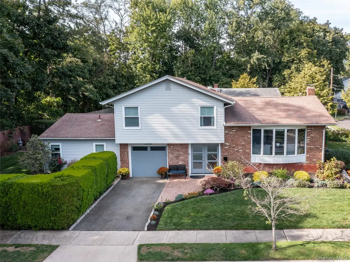 1 James Avenue, Port Washington, NY 11050 - #1