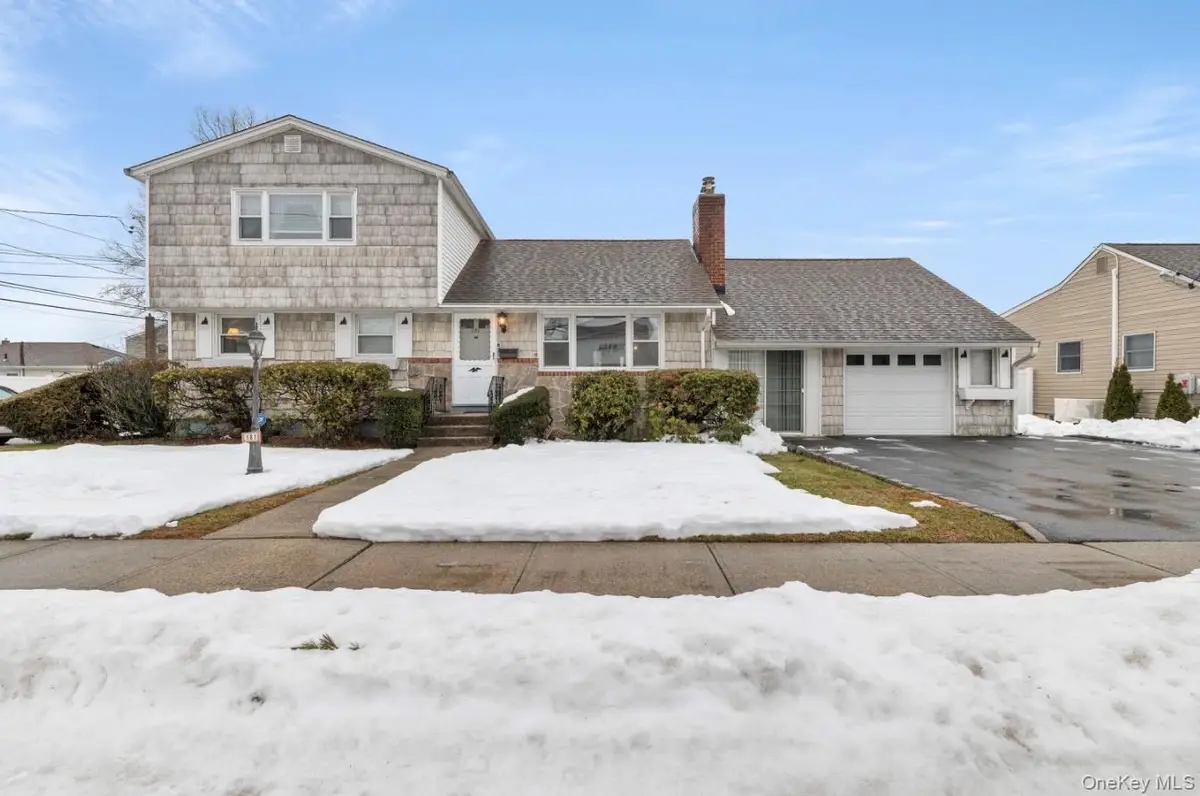 181 Sycamore Avenue, Bethpage, NY 11714 - #1