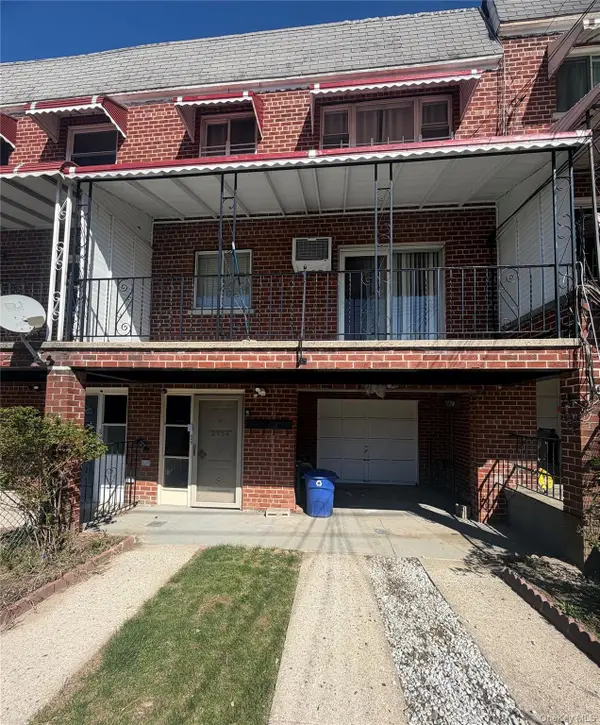 2954 Laconia Avenue, Bronx, NY 10469